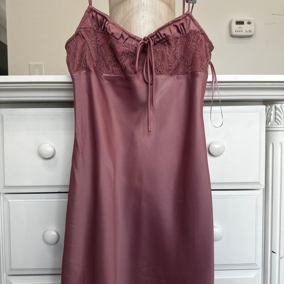 Urban Outfitters satin slip dress — dusty rose — size M - Picture 2 of 16